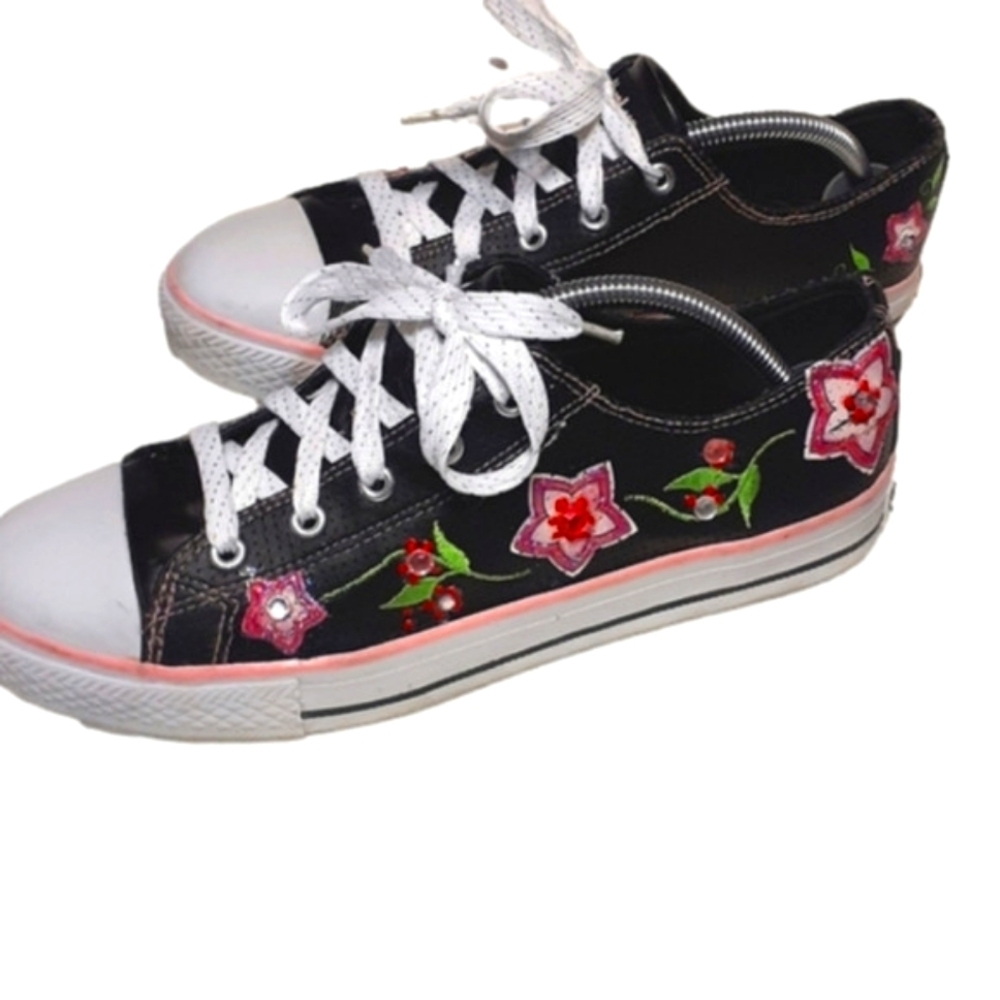SKECHERS; EMBELLISHED  & Very UNIQUEl!!